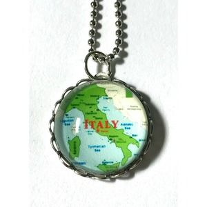 (1) Italy Map Italian Artisan Silver-Plate Glass Cabochon Pendant Necklace